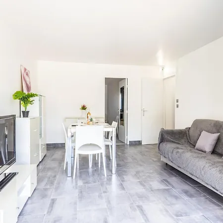Port Raphael-2 By Interhome Apartment